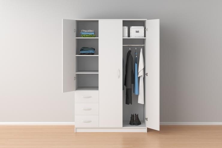 Kleiderschrank mit Türen und Schubladen